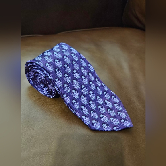 Valentino Other - Valentino Italian Silk Tie Used Purple Pink